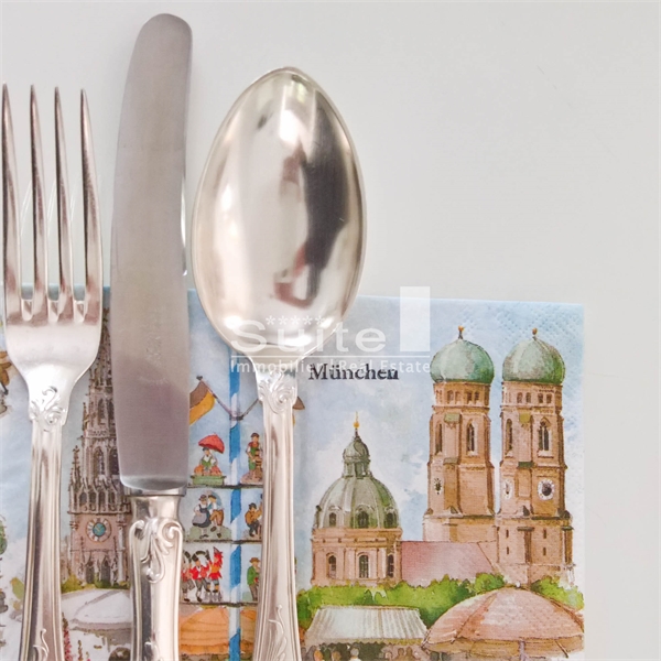 Downtown mit hervorragender öffentliche Anbindung!