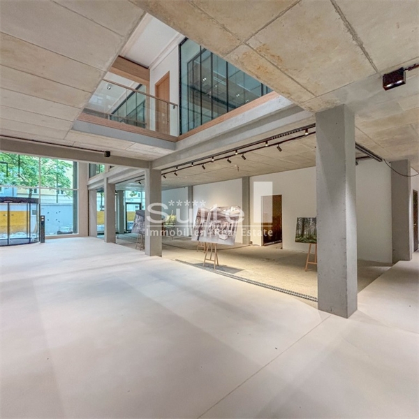 Bistro- Cafe- Kantine in State-of-the-art Gebäude