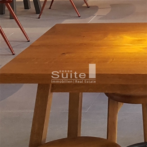 Gastronomie in prominenter Ecklage